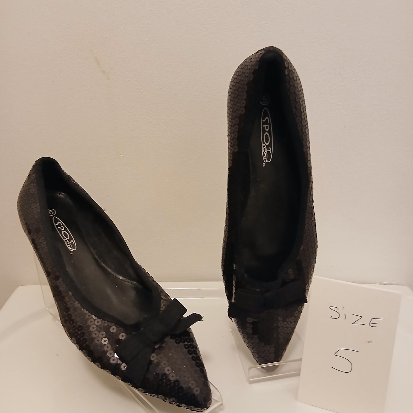 Black size 5