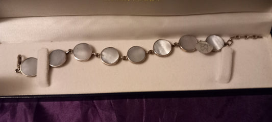 Grey mother of pearl chunky  silver bracelet
