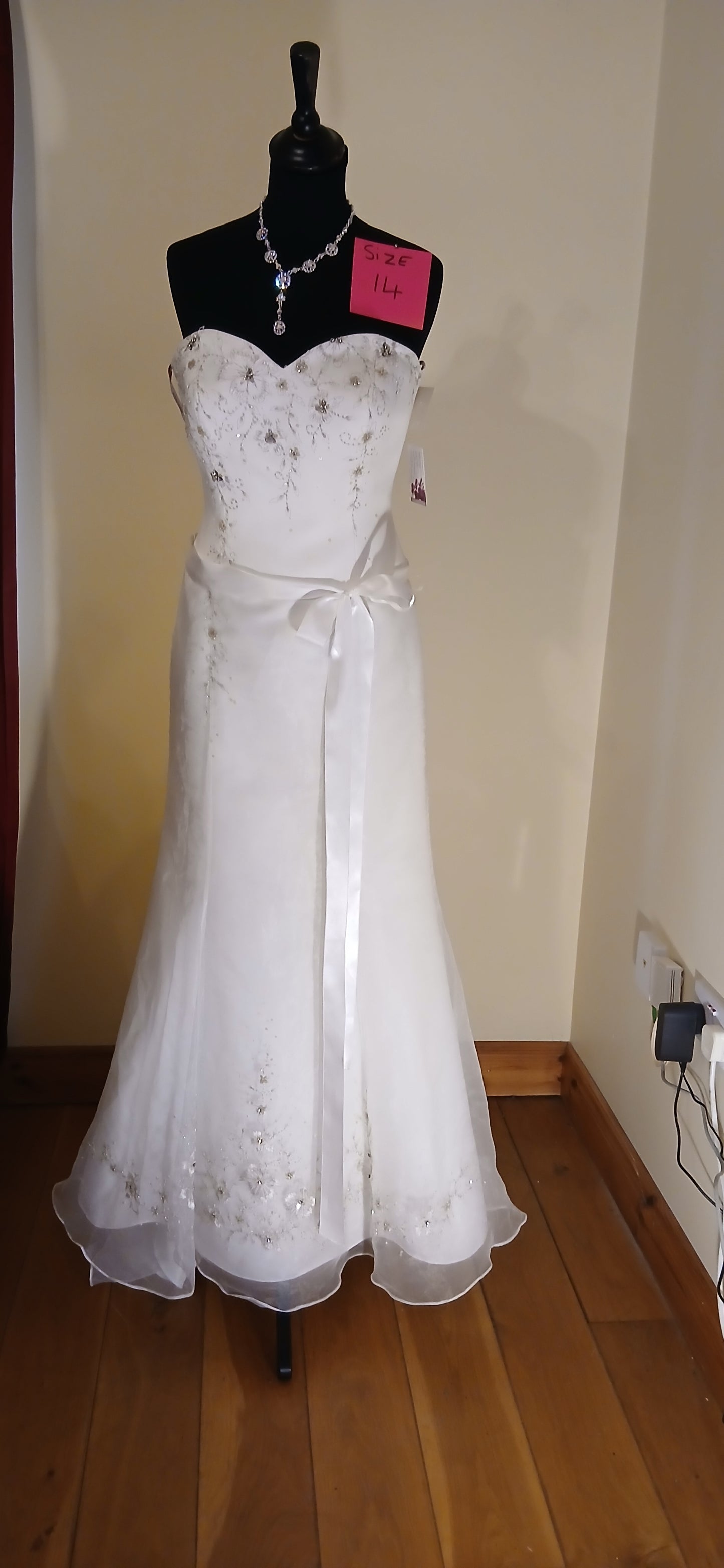  Its elegant design and flawless craftsmanship make it a perfect Whether you're walking down the aisle or dancing at the reception, 