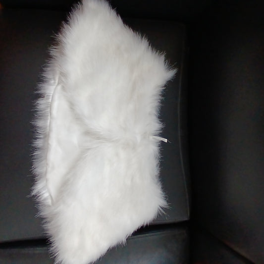 Bridal Faux Fur Cape