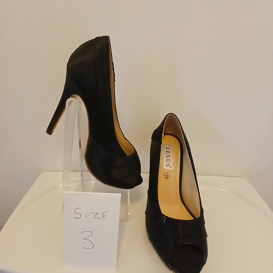 Lexus size 3 platform shoes 