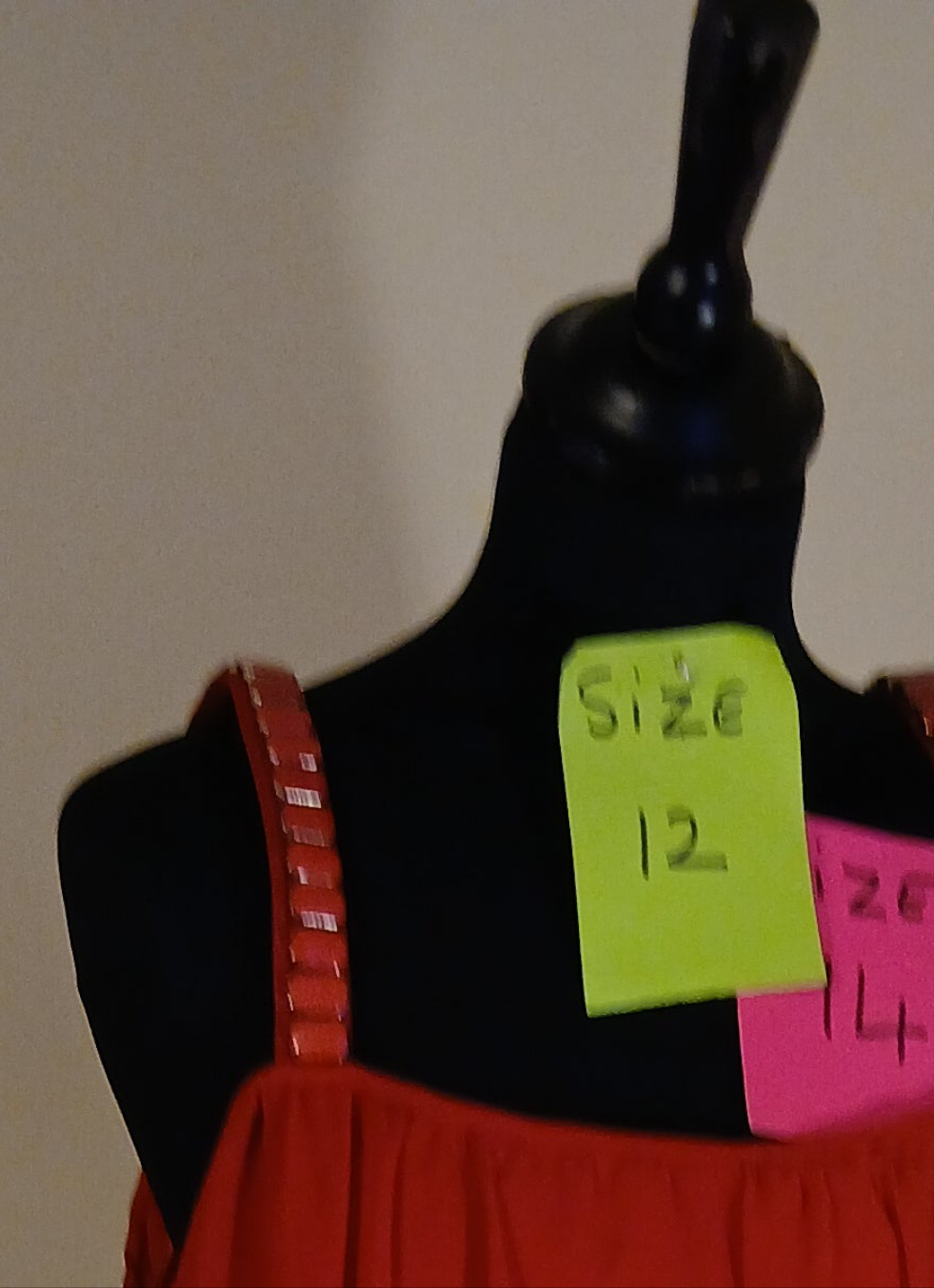 strap  detail