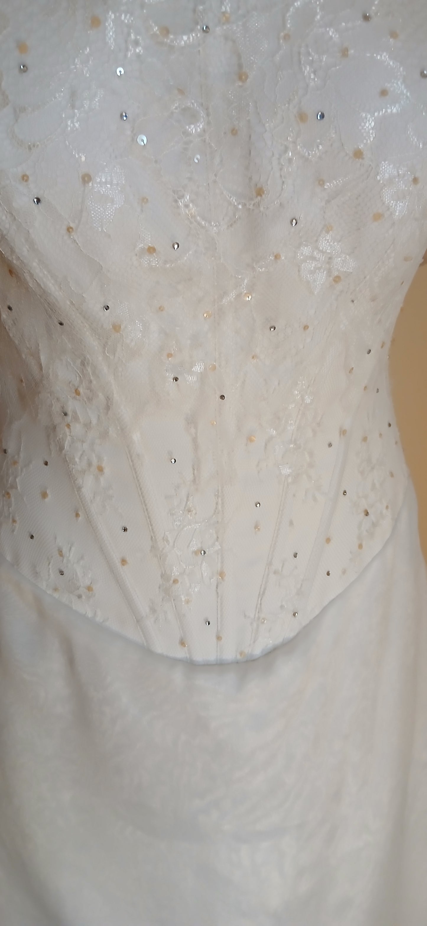 bodice detail