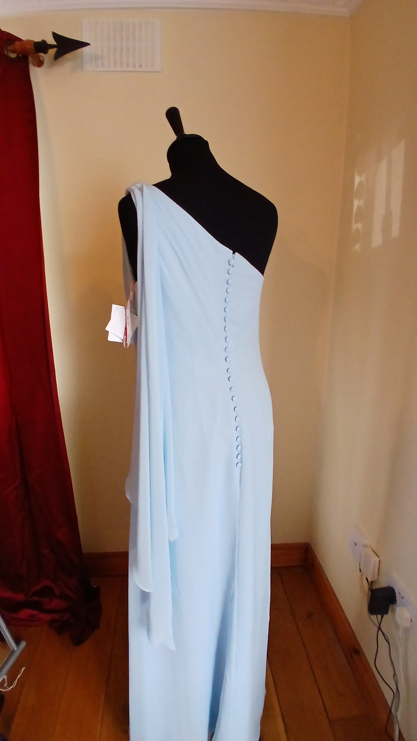 button detail back zipper closure