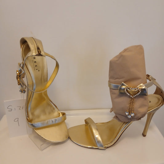 Gold High Sandal Size 9 - Elegant Ankle Strap Sandal