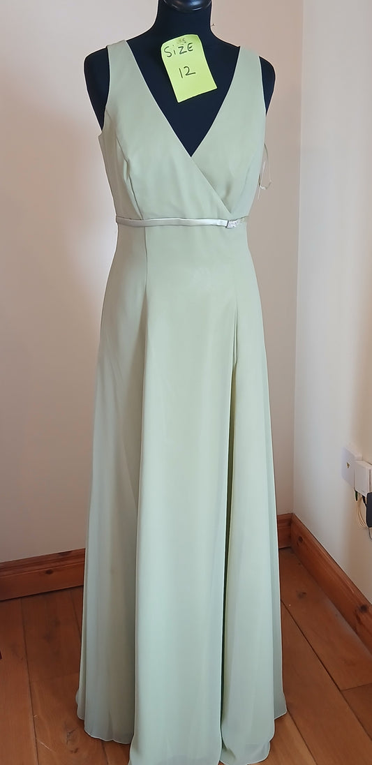 light green chiffon dress size 12 with ribbon detail at waist