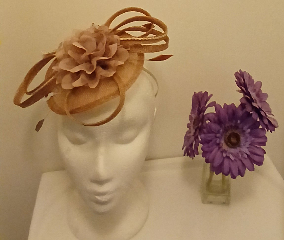 Beige Tilda Fascinator