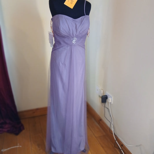 purple dress with mesh overlay size 8 one of our sale dresses, so grab a bargain