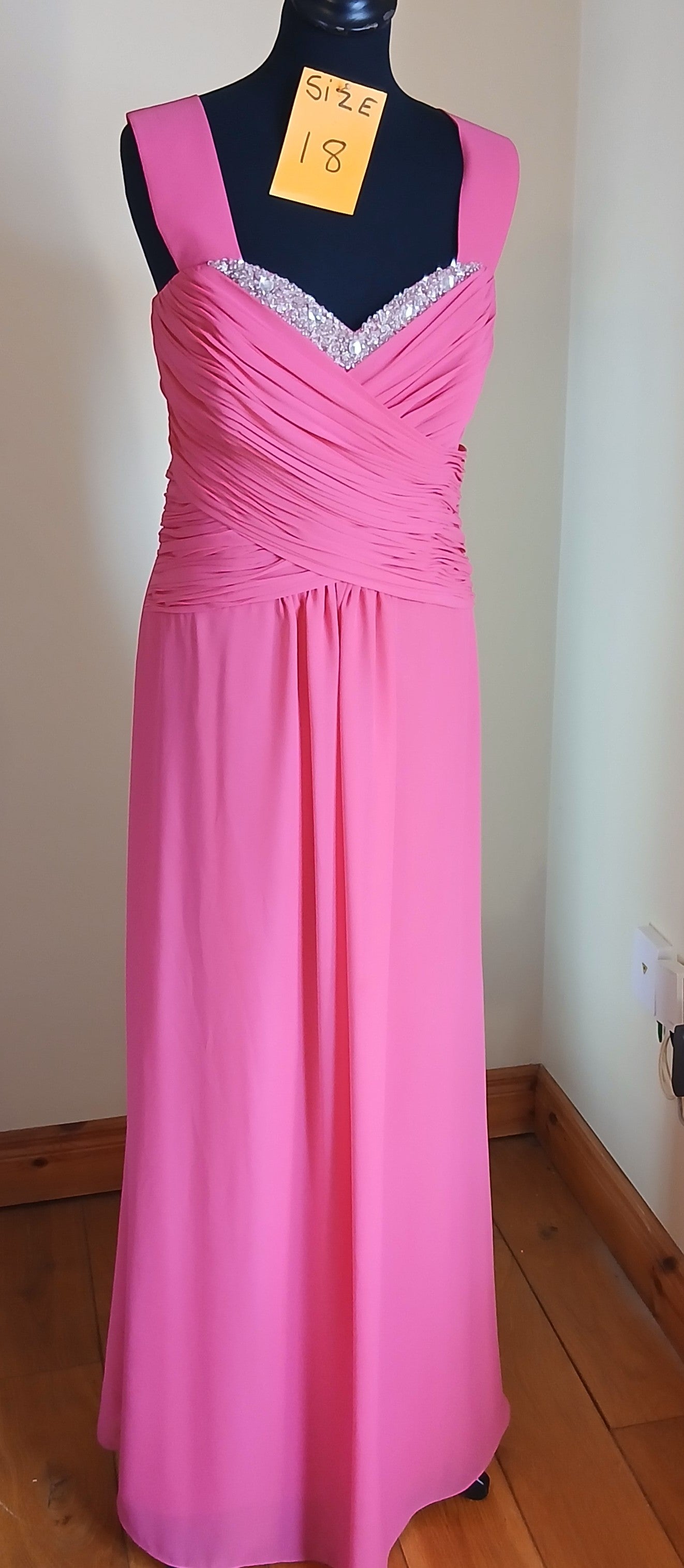 beautiful size 18 cerise pink chiffon dress on sale 
