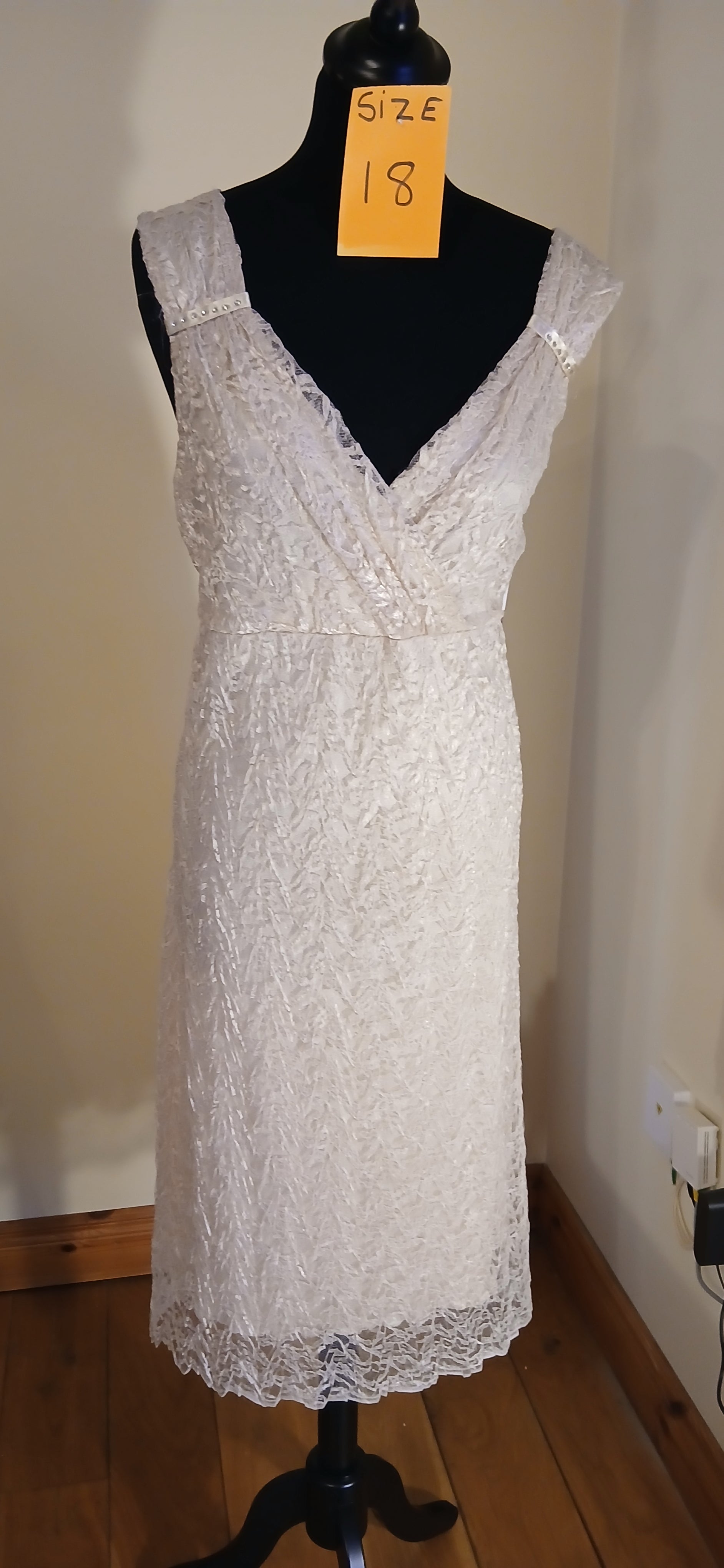 stunning cream lace dress  v neck size 18 in our clearance sale 