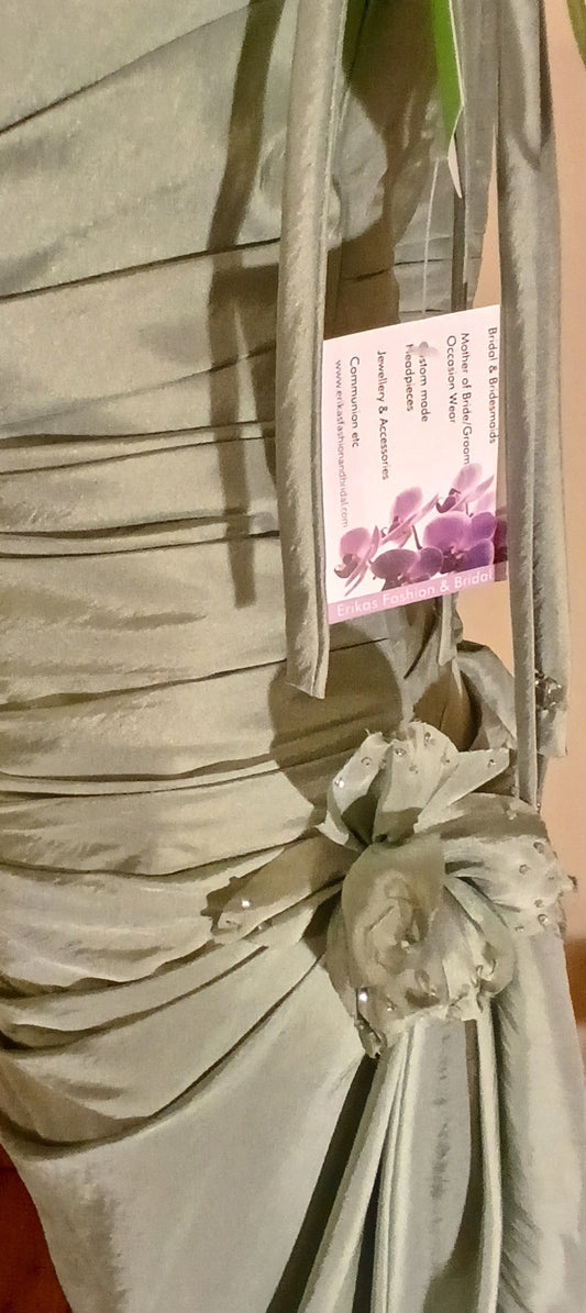  up of pale green taffeta dress detail